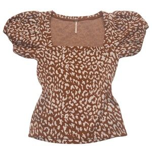 FREE PEOPLE women's no type leopard print puff sleeve tee, S.